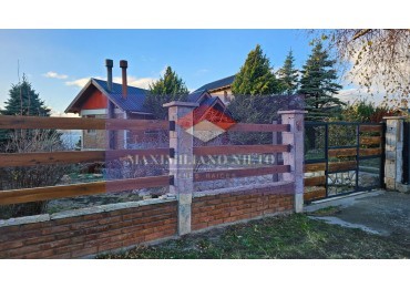 2 CASAS CON VISTA AL LAGO